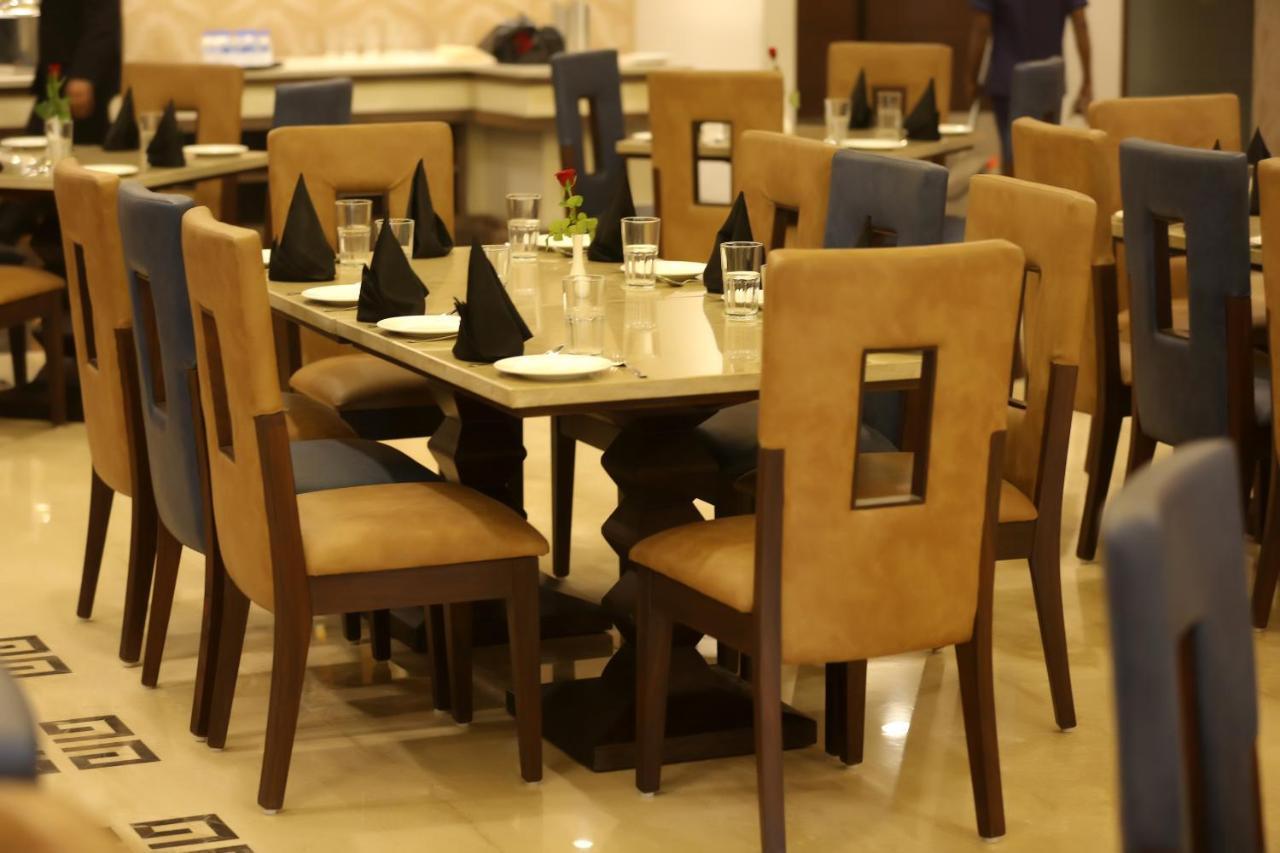 Hotel Imperia Suites Jalandhar Eksteriør billede