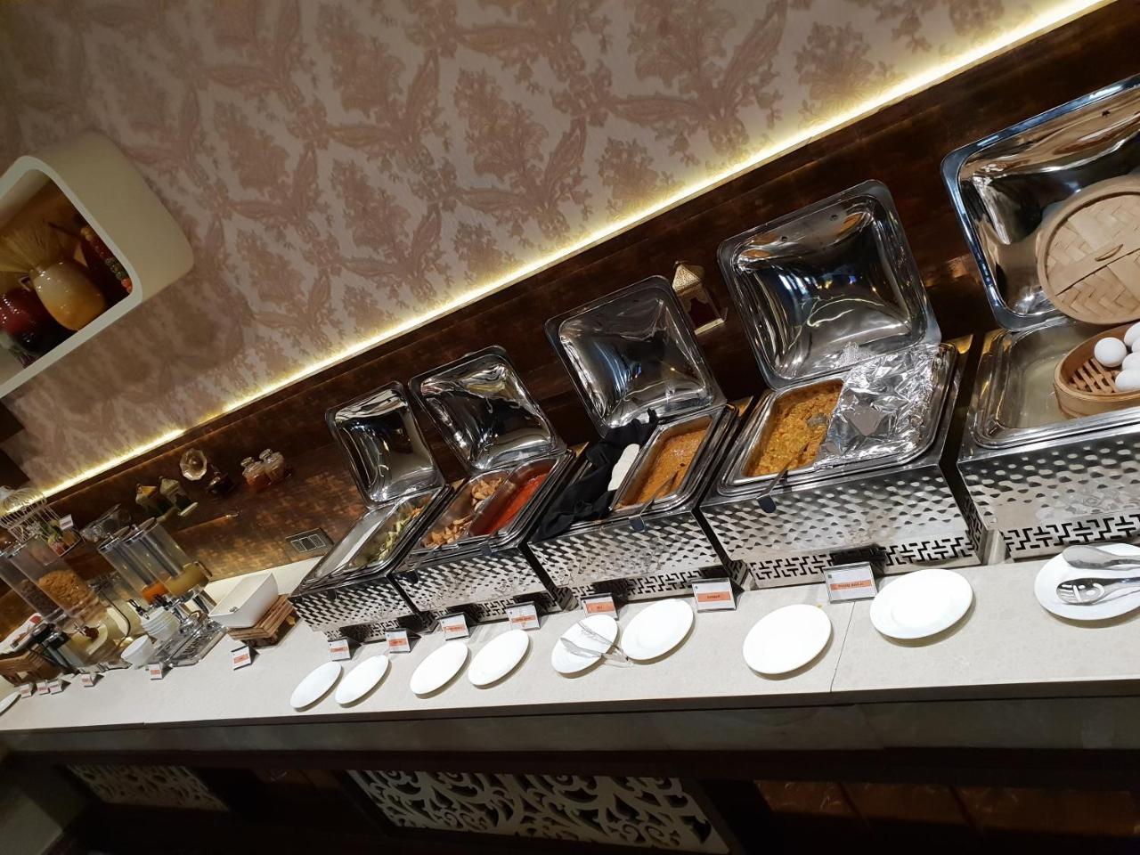 Hotel Imperia Suites Jalandhar Eksteriør billede